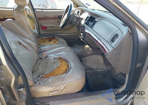 2001 Mercury Grand Marquis Gs из США, поврежденный, VIN 2MEFM74W71X622859